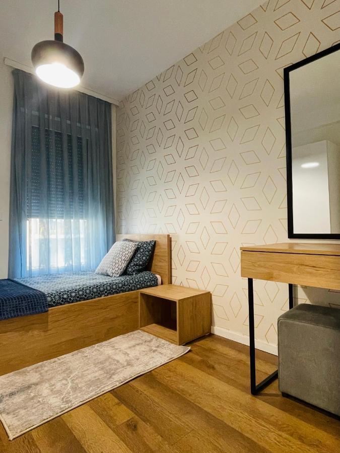 Tower Apartment Priștina Exterior foto
